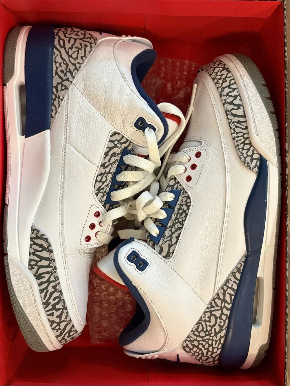 Jordan 3 Retro True Blue 2016 size 10m like new condition.